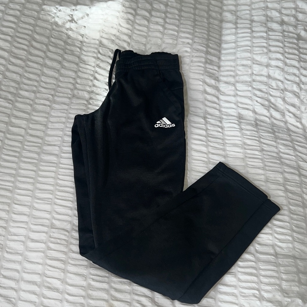 Medium men’s adidas climate sweatpants in black
